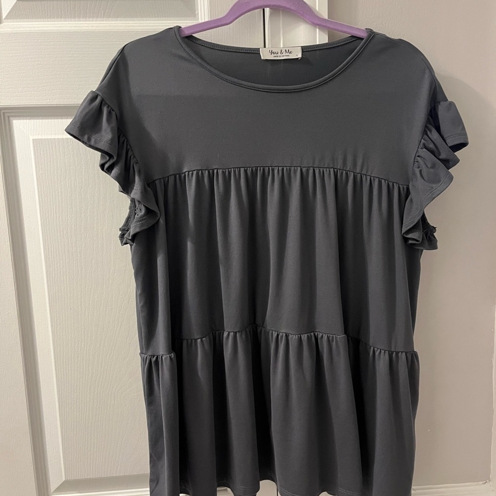 Gray Ruffle Sleeve Top